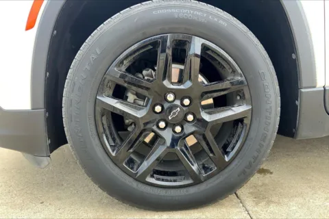 Photos of 2023 Chevrolet Traverse LT Cloth for sale in Topeka, KS at Cable Dahmer of Topeka