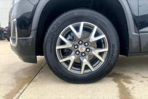 Photos of 2023 GMC Acadia SLE for sale in Topeka, KS at Cable Dahmer of Topeka