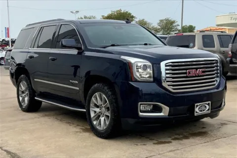 Blue 2017 GMC Yukon SLT for sale in Topeka, KS