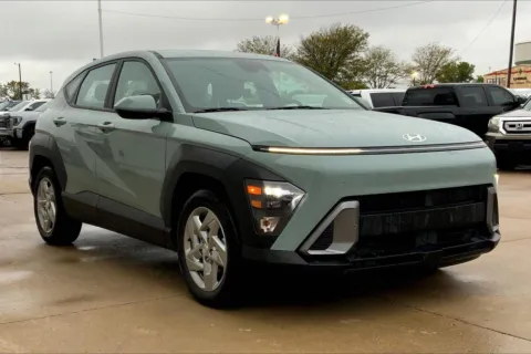 Green 2024 Hyundai Kona SE for sale in Topeka, KS