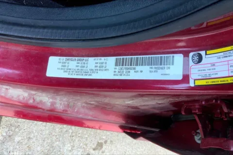 More photos of 2011 Chrysler 200 Touring at Cable Dahmer of Topeka, KS