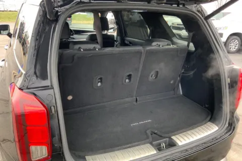 More photos of 2022 Hyundai Palisade Calligraphy at Cable Dahmer of Topeka, KS