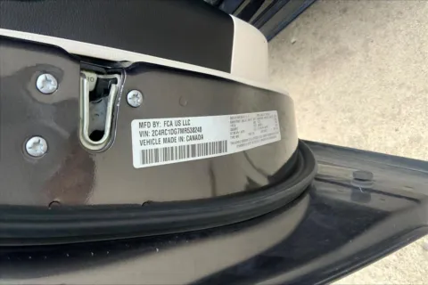 More photos of 2021 Chrysler Voyager LXI at Cable Dahmer of Topeka, KS