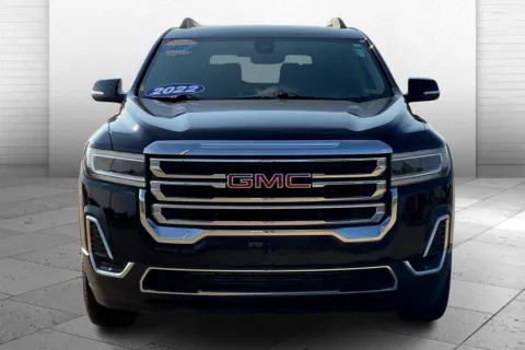 Photos of 2022 GMC Acadia SLE for sale in Topeka, KS at Cable Dahmer of Topeka