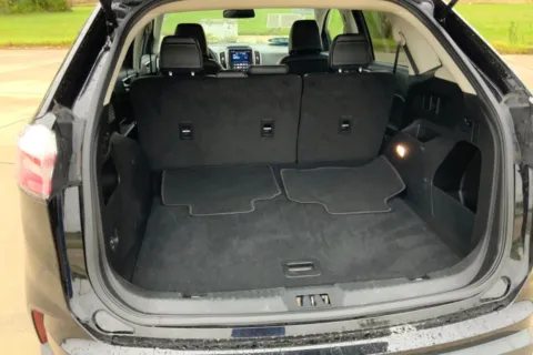 More photos of 2024 Ford Edge SEL at Cable Dahmer of Topeka, KS