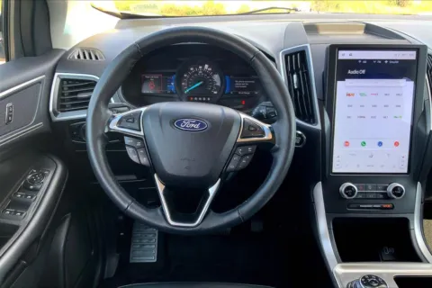 More photos of 2024 Ford Edge SEL at Cable Dahmer of Topeka, KS