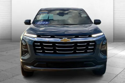 Photos of 2025 Chevrolet Equinox LT for sale in Topeka, KS at Cable Dahmer of Topeka