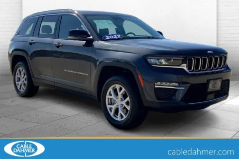 Gray 2022 Jeep Grand Cherokee Limited for sale in Topeka, KS
