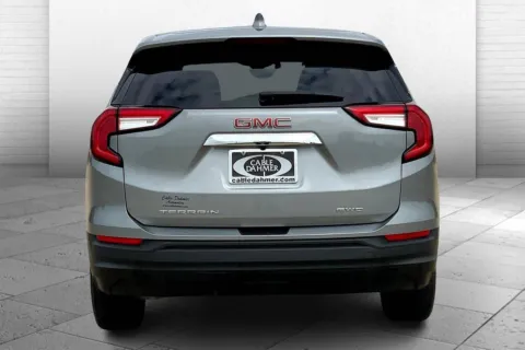 Another view of 2024 GMC Terrain SLE for sale in Topeka, KS at Cable Dahmer of Topeka