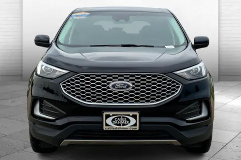 Photos of 2023 Ford Edge SEL for sale in Topeka, KS at Cable Dahmer of Topeka