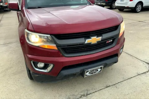 Another view of 2017 Chevrolet Colorado 2WD Z71 for sale in Topeka, KS at Cable Dahmer of Topeka