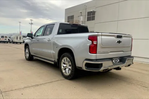 More photos of 2021 Chevrolet Silverado 1500 LTZ at Cable Dahmer of Topeka, KS