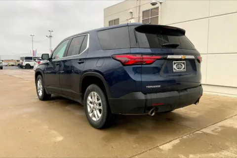 More photos of 2022 Chevrolet Traverse LS at Cable Dahmer of Topeka, KS