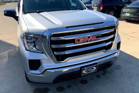 Another view of 2020 GMC Sierra 1500 SLE for sale in Topeka, KS at Cable Dahmer of Topeka