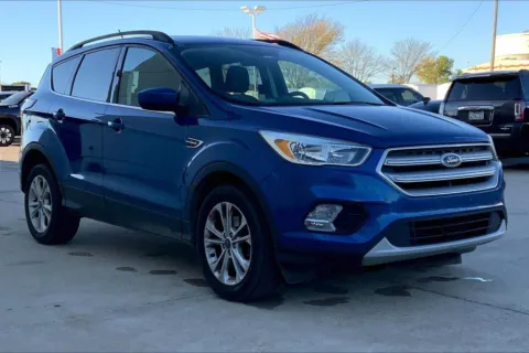 Blue 2018 Ford Escape SE for sale in Topeka, KS
