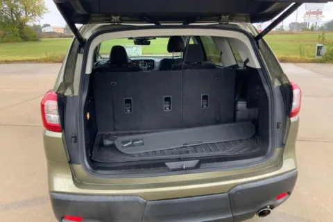 More photos of 2024 Subaru Ascent Onyx Edition at Cable Dahmer of Topeka, KS