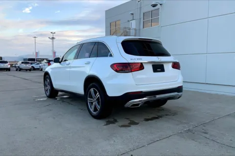 More photos of 2020 Mercedes-Benz GLC 300 at Cable Dahmer of Topeka, KS