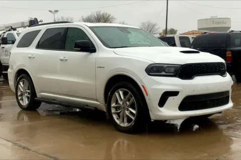 White 2024 Dodge Durango R/T Plus for sale in Topeka, KS