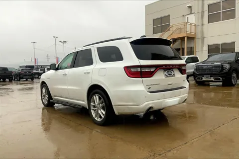 More photos of 2024 Dodge Durango R/T Plus at Cable Dahmer of Topeka, KS
