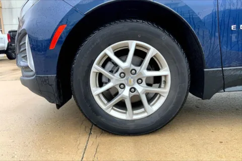 Photos of 2022 Chevrolet Equinox LT for sale in Topeka, KS at Cable Dahmer of Topeka