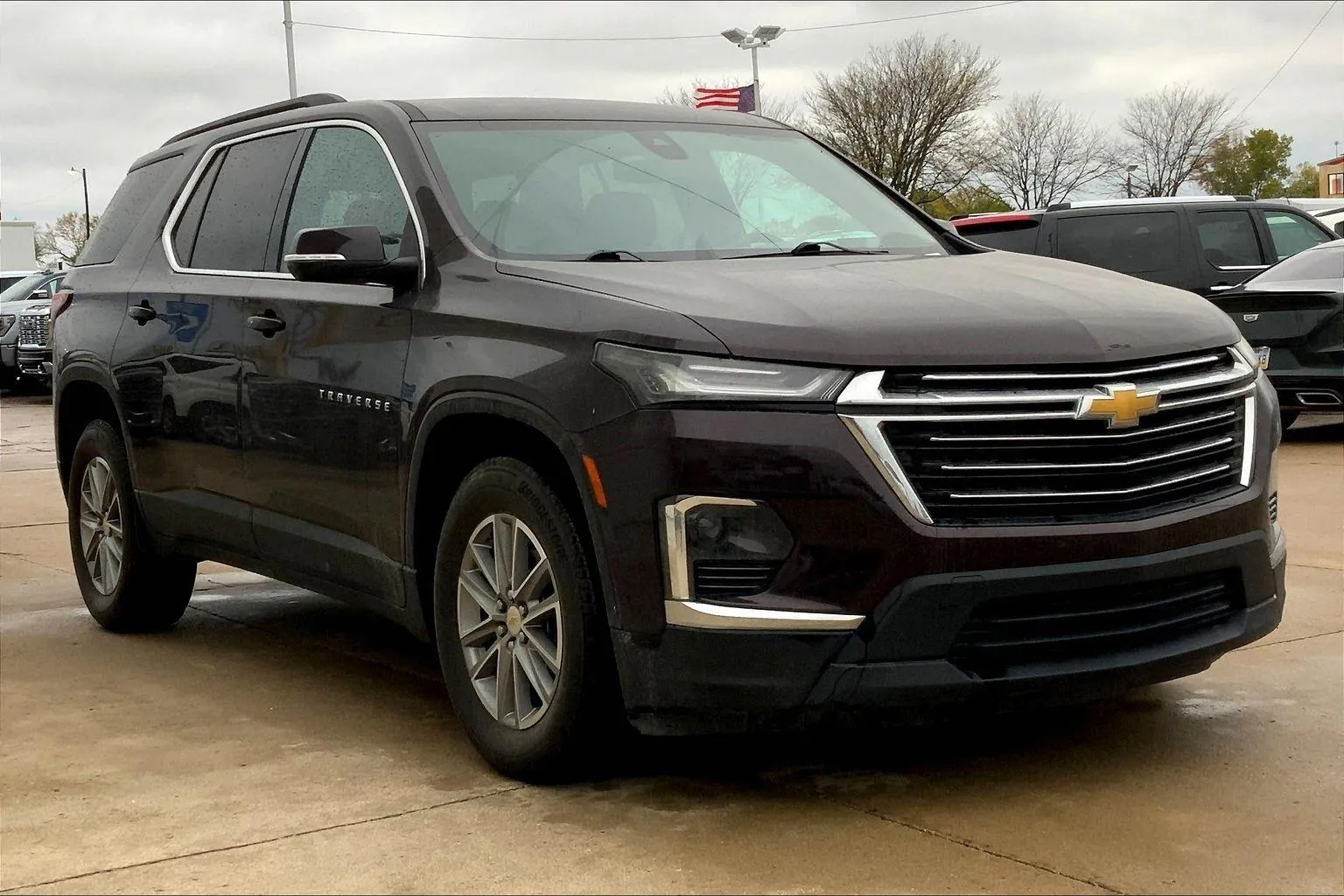 Black 2023 Chevrolet Traverse LT Cloth for sale in Topeka, KS
