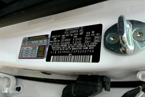 More photos of 2023 Kia Sorento X-Line EX at Cable Dahmer of Topeka, KS