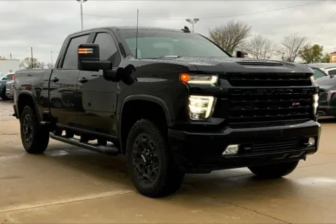 Black 2022 Chevrolet Silverado 2500 HD LTZ for sale in Topeka, KS