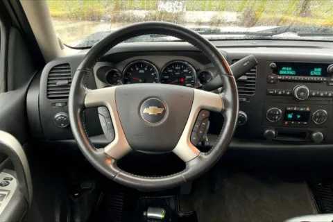 More photos of 2007 Chevrolet Silverado 2500 HD LT w/1LT at Cable Dahmer of Topeka, KS