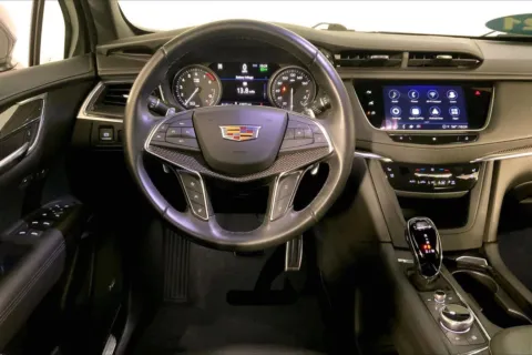 More photos of 2021 Cadillac XT5 AWD Sport at Cable Dahmer Kia of Lee's Summit, MO