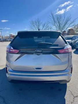 More photos of 2022 Ford Edge ST-Line at Cable Dahmer Kia of Lee's Summit, MO