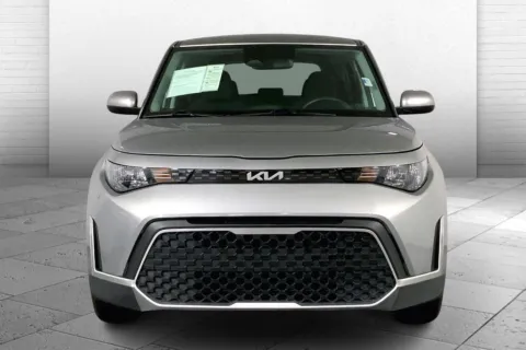 Photos of 2024 Kia Soul LX for sale in Lee's Summit, MO at Cable Dahmer Kia of Lee's Summit