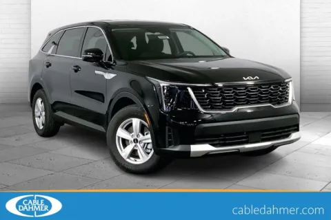 Black 2026 Kia Sorento LX for sale in Lee's Summit, MO