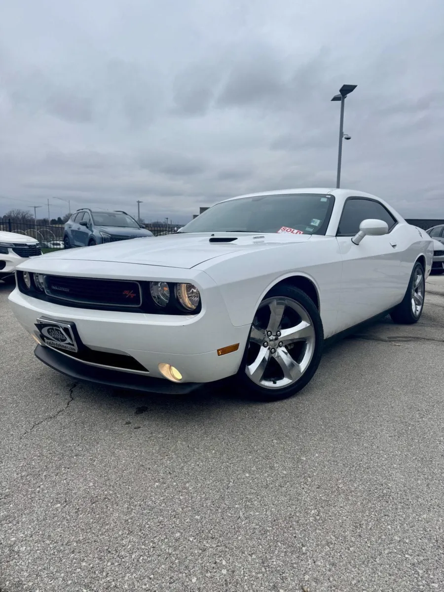 White 2013 Dodge Challenger R/T for sale in Lee's Summit, MO