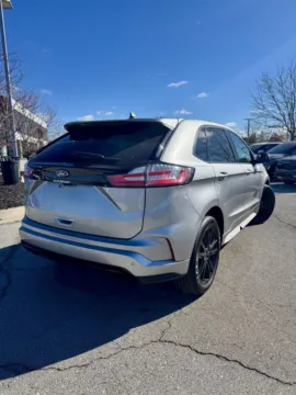 More photos of 2022 Ford Edge ST-Line at Cable Dahmer Kia of Lee's Summit, MO