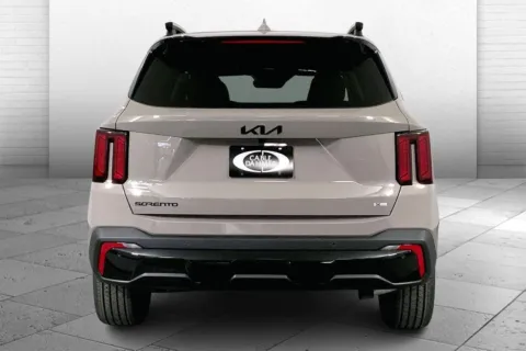 More photos of 2026 Kia Sorento X-Line EX at Cable Dahmer Kia of Lee's Summit, MO