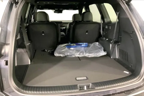More photos of 2025 Kia Telluride EX X-Line at Cable Dahmer Kia of Lee's Summit, MO