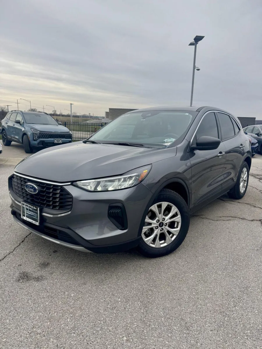 Gray 2024 Ford Escape Active for sale in Lee's Summit, MO