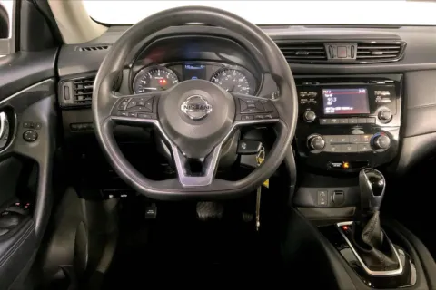 More photos of 2017 Nissan Rogue S at Cable Dahmer Kia of Lee's Summit, MO