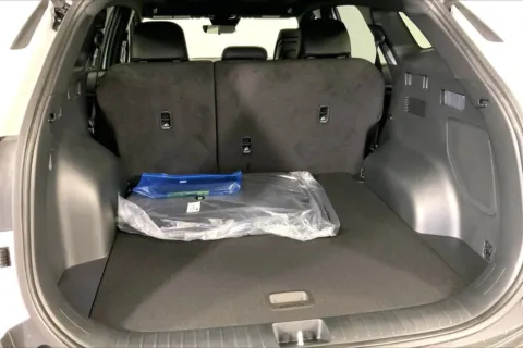 More photos of 2026 Kia Sportage X-Pro Prestige at Cable Dahmer Kia of Lee's Summit, MO