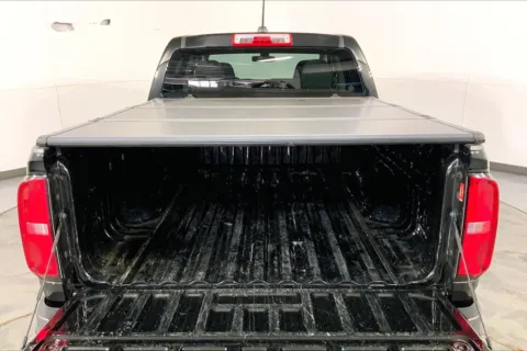 More photos of 2022 Chevrolet Colorado 2WD Work Truck at Cable Dahmer Kia of Lee's Summit, MO