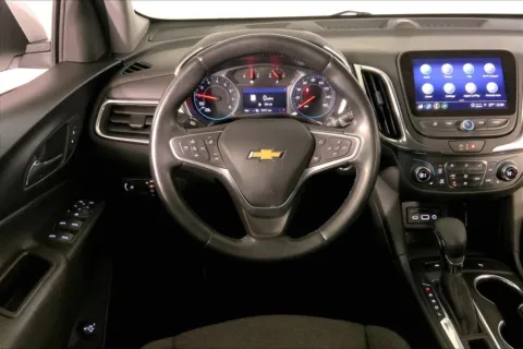 More photos of 2022 Chevrolet Equinox LT at Cable Dahmer Kia of Lee's Summit, MO