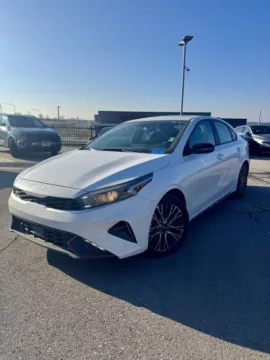 White 2023 Kia Forte GT-Line for sale in Lee's Summit, MO