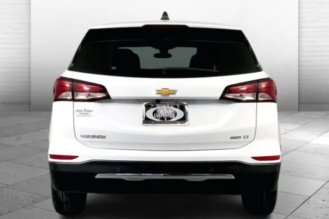 Another view of 2024 Chevrolet Equinox LT for sale in Lee's Summit, MO at Cable Dahmer Kia of Lee's Summit