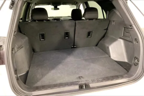 More photos of 2024 Chevrolet Equinox LT at Cable Dahmer Kia of Lee's Summit, MO