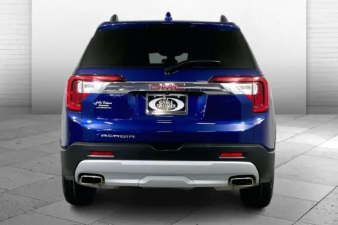 Another view of 2023 GMC Acadia SLE for sale in Lee's Summit, MO at Cable Dahmer Kia of Lee's Summit