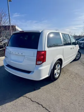 More photos of 2016 Dodge Grand Caravan SE at Cable Dahmer Kia of Lee's Summit, MO
