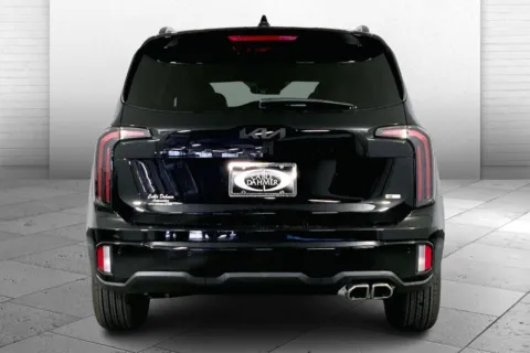 More photos of 2025 Kia Telluride EX X-Line at Cable Dahmer Kia of Lee's Summit, MO