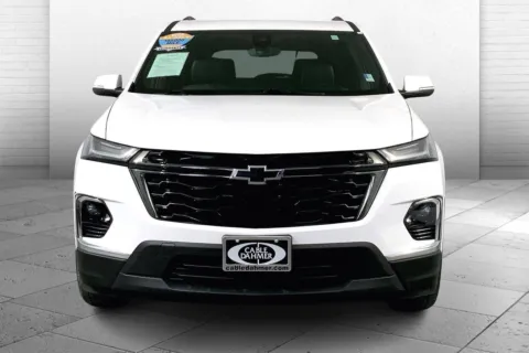 Photos of 2023 Chevrolet Traverse LT Cloth for sale in Lee's Summit, MO at Cable Dahmer Kia of Lee's Summit