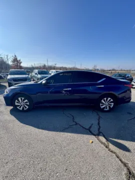 Photos of 2024 Nissan Altima 2.5 S for sale in Lee's Summit, MO at Cable Dahmer Kia of Lee's Summit