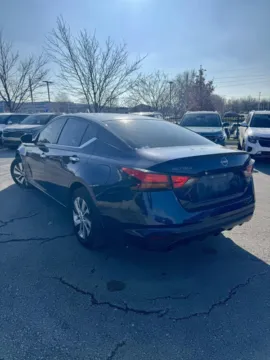 Another view of 2024 Nissan Altima 2.5 S for sale in Lee's Summit, MO at Cable Dahmer Kia of Lee's Summit